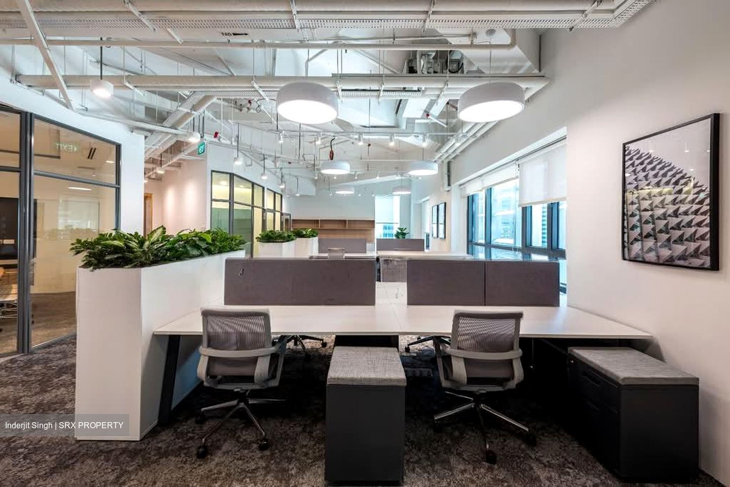 PLUS (D1), Office #579058681